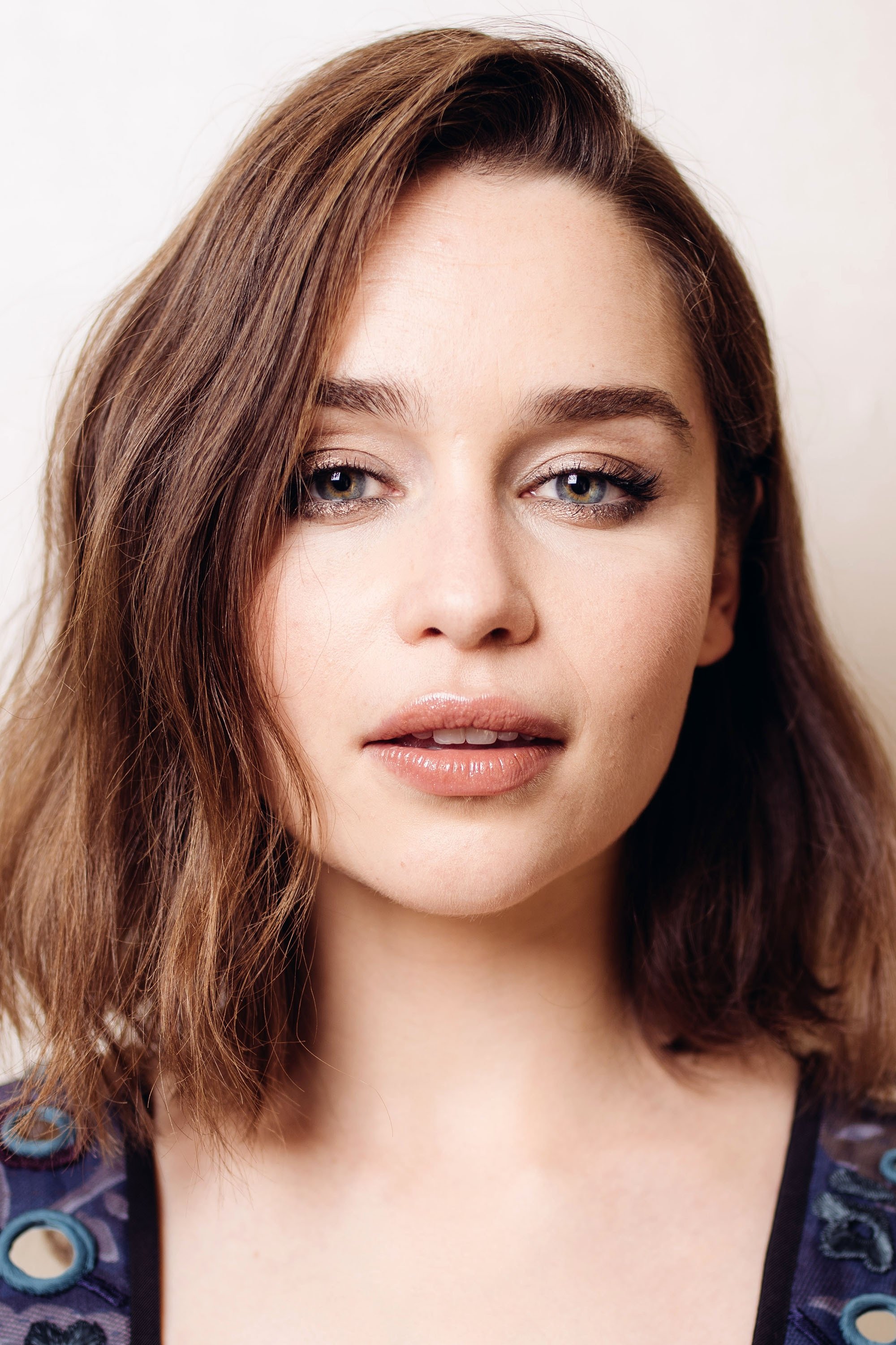 Emilia Clarke - Kate  Andrich