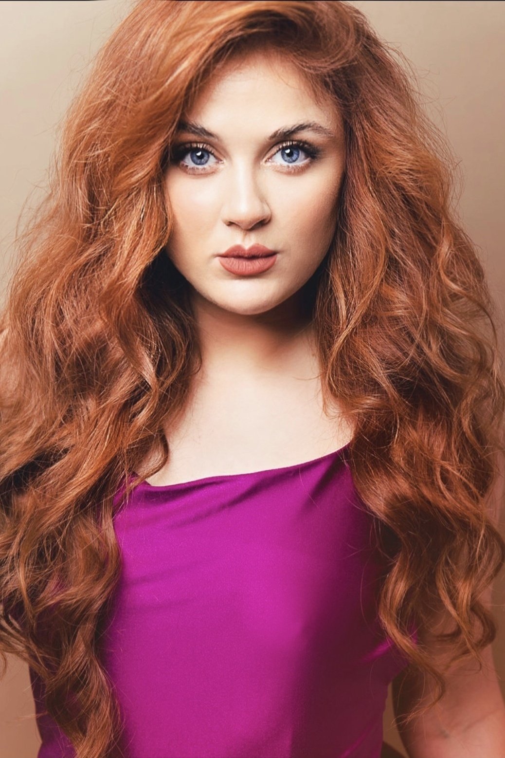 Hannah Hueston - Megan (uncredited)