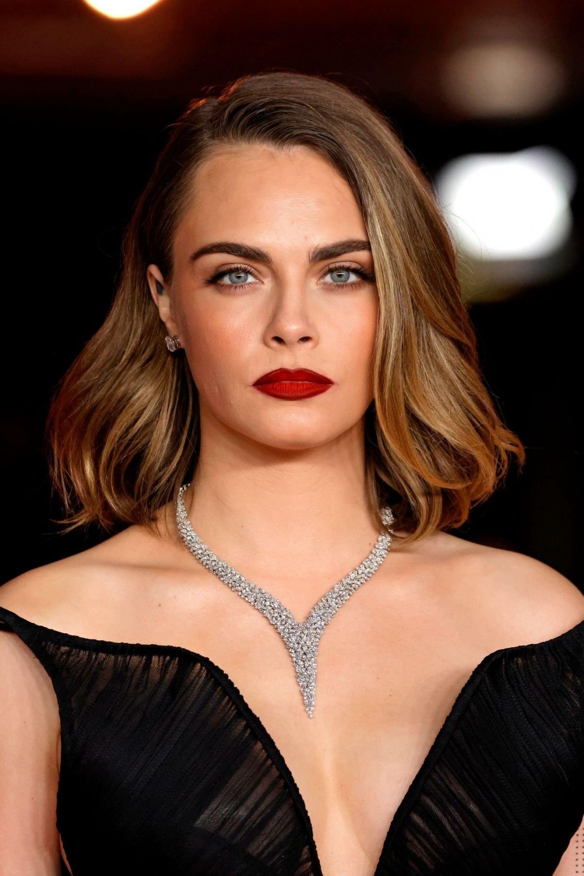 Cara Delevingne - Isabelle
