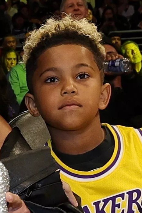 Saint West - Meteor Max (voice)