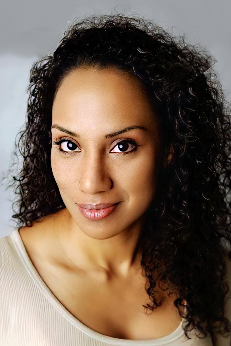 Monica Peña - Susan