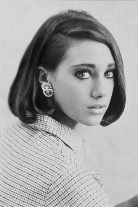 Marisa Berenson - Aschenbach's Wife