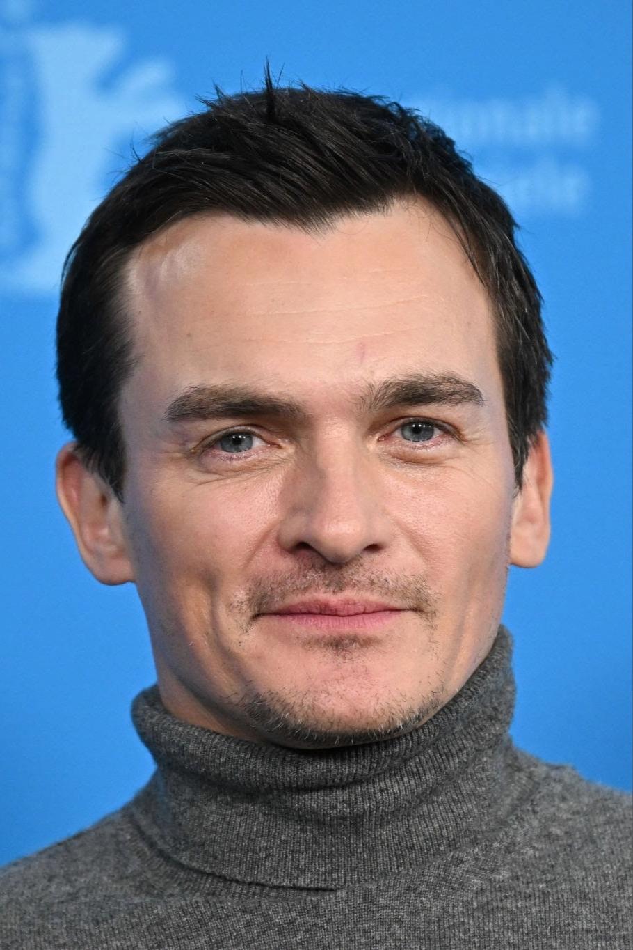 Rupert Friend - Drill-Sergeant