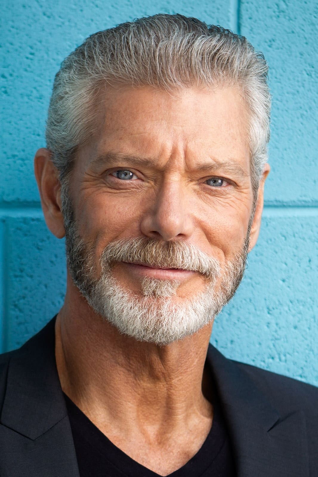 Stephen Lang - Self (archive footage)