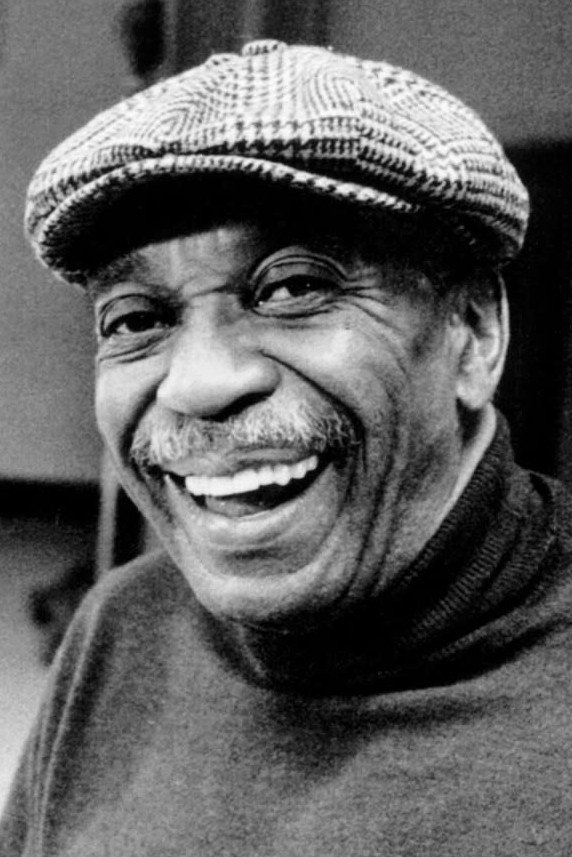 Bill Cobbs - Mr. Hendersen (Uncredited)