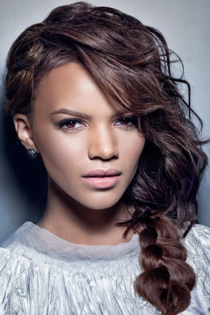 Leslie Grace - Nina Rosario