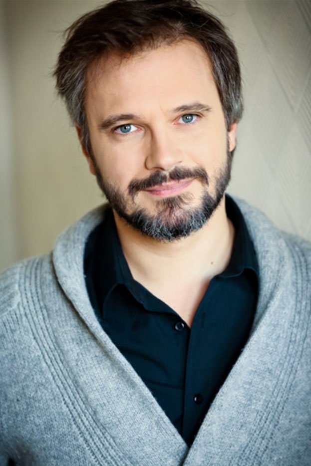 Arnaud Léonard - Additional Voices (voice)