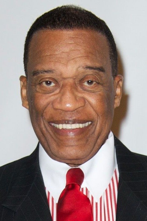Bernie Casey - Self (archive footage)