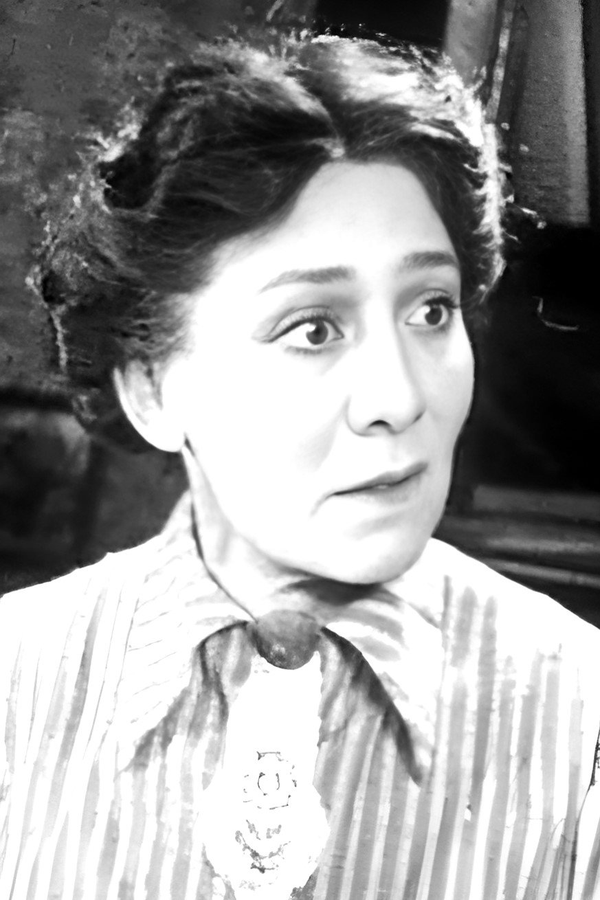 Margaret McWade - Amy Faulkner (uncredited)
