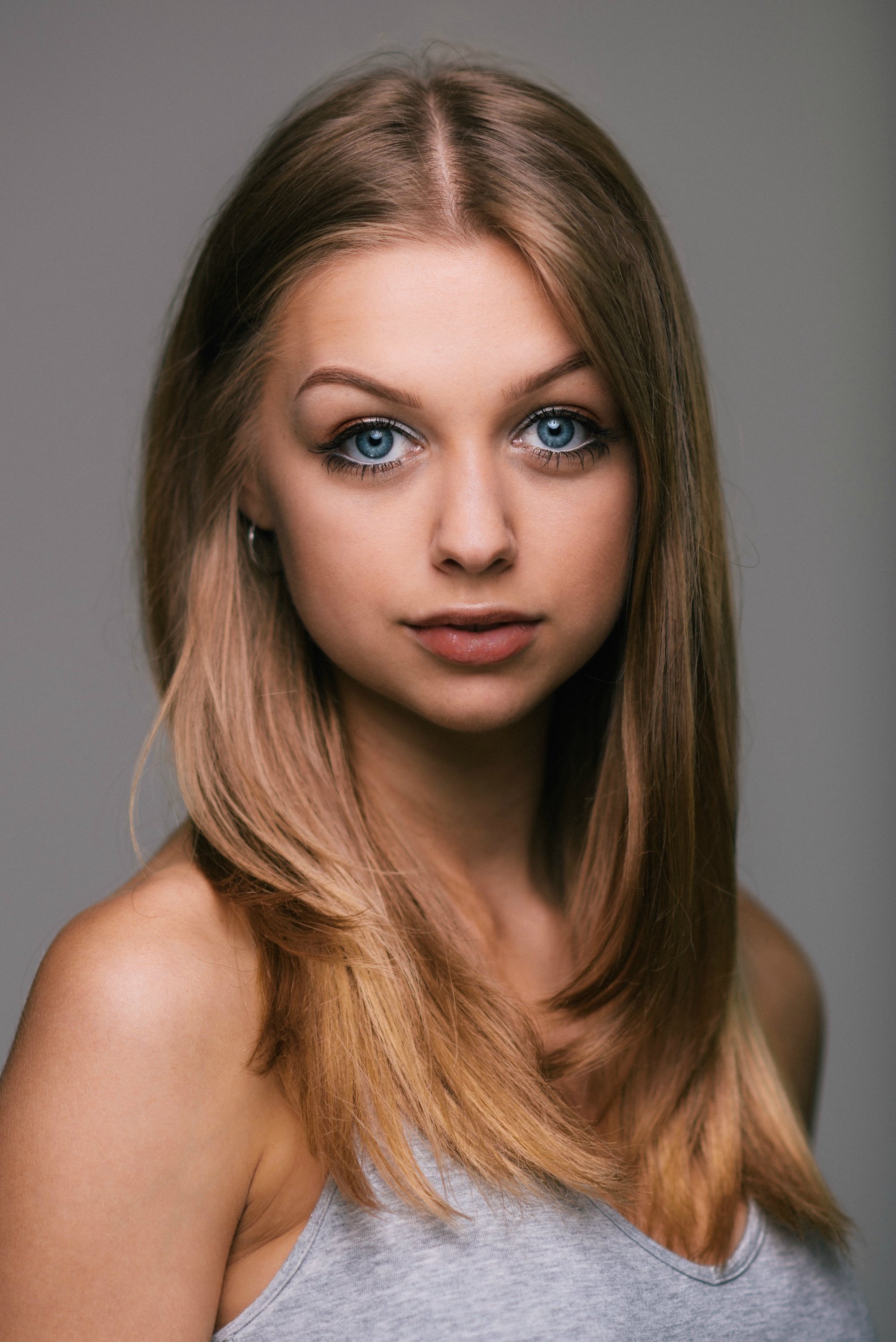 Jess Radomska - Cheryl