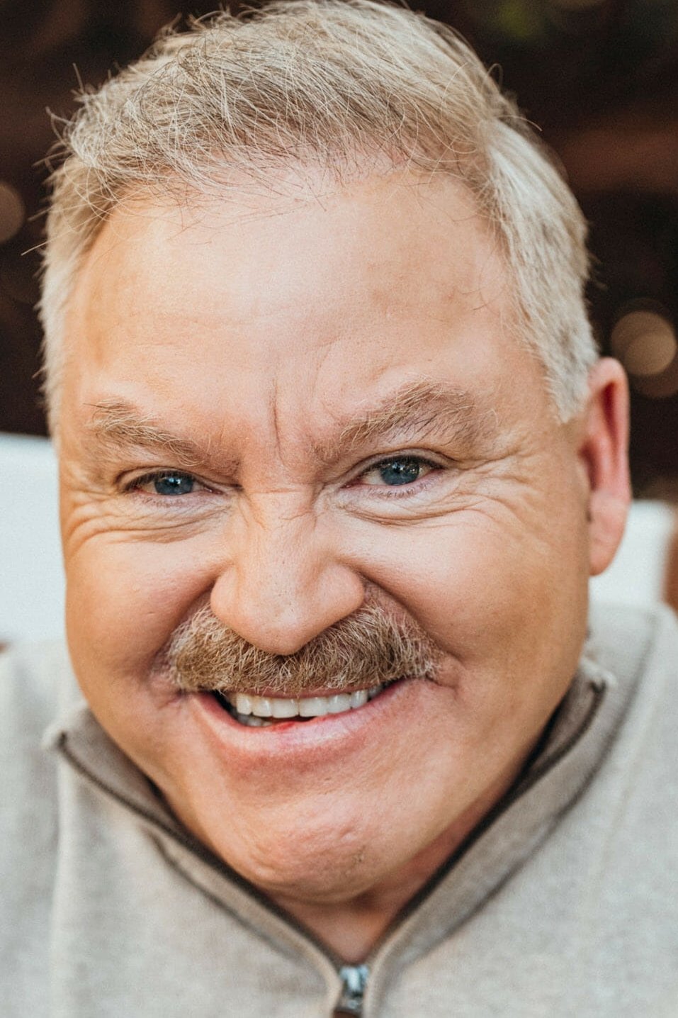 James Van Praagh - Self - Psychic Medium