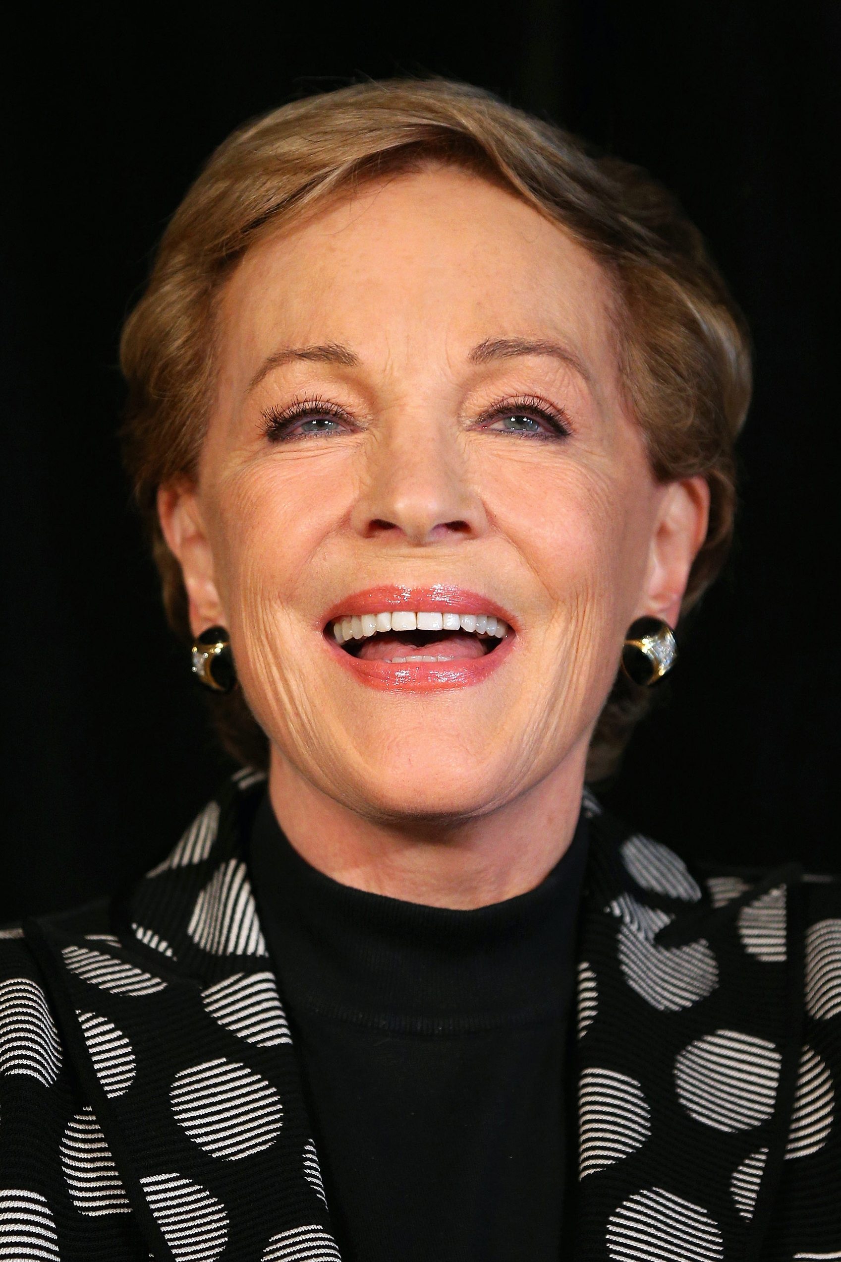 Julie Andrews - Narrator