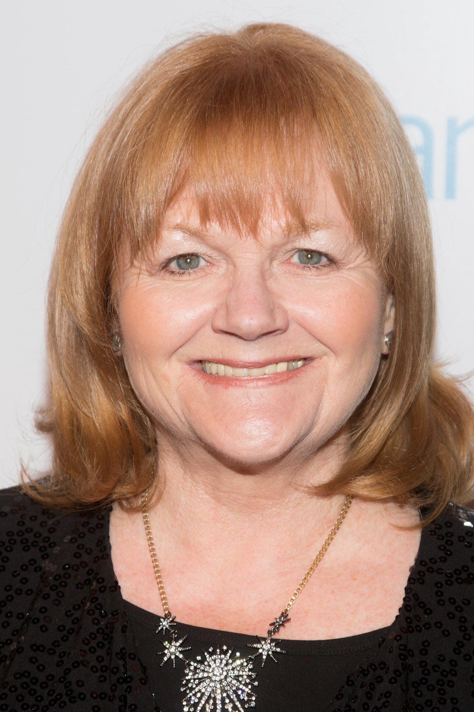 Lesley Nicol - Adel