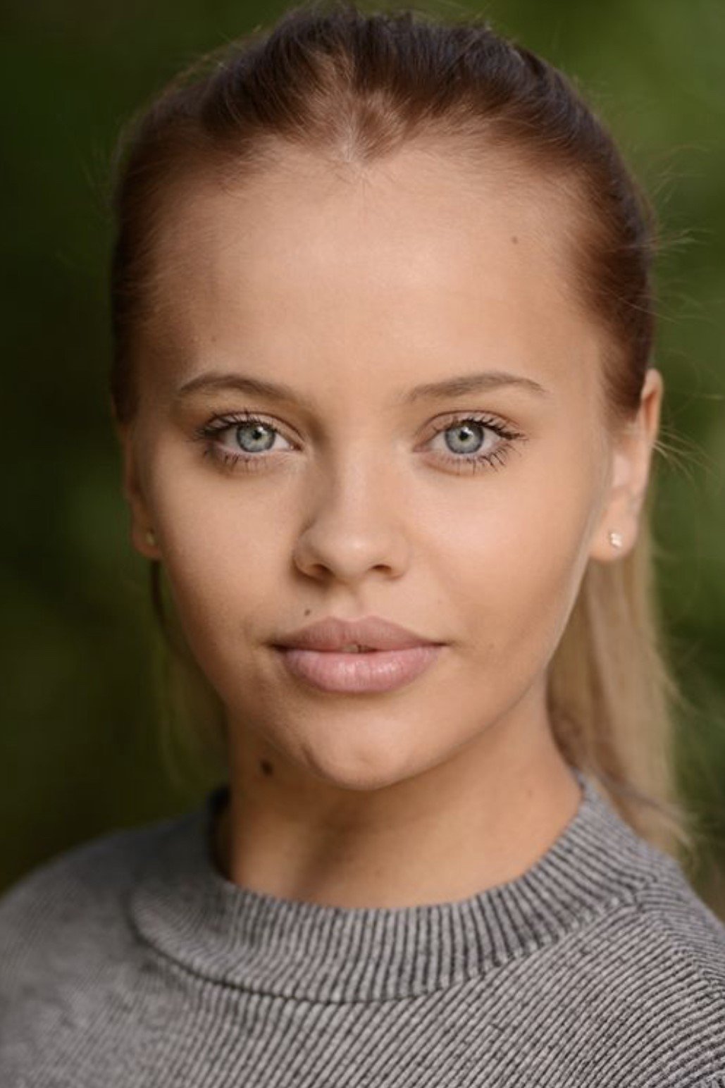 Tia Noakes - Ash