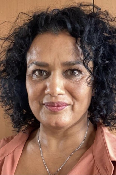 Kas Meghani - Pub Goer (uncredited)