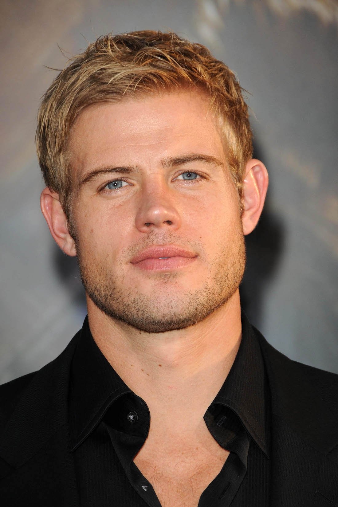 Trevor Donovan - Lt. Billy Jenkins