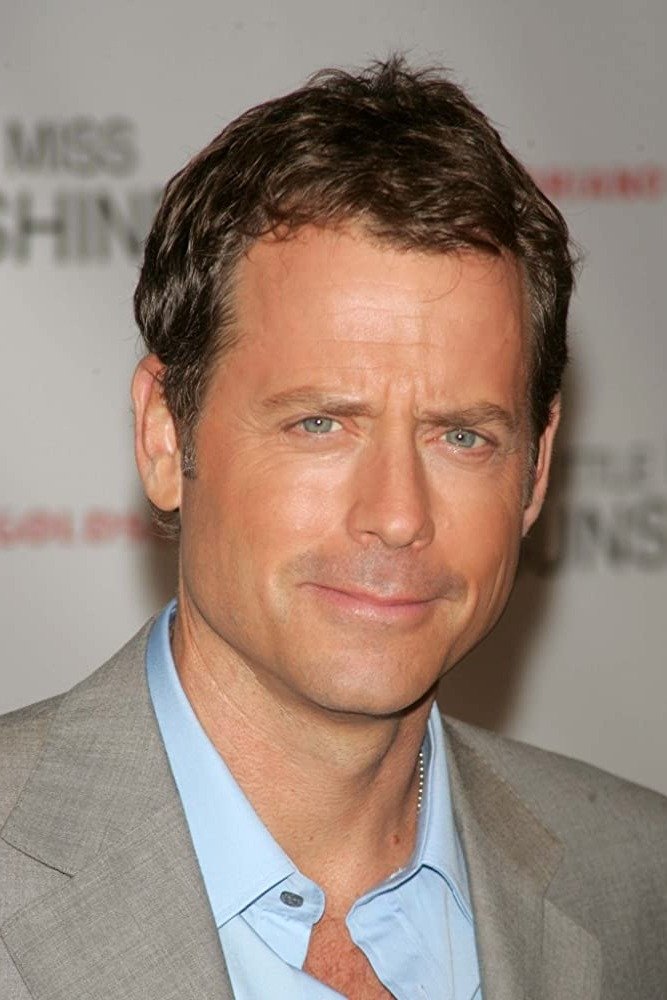 Greg Kinnear - Justin Brooks
