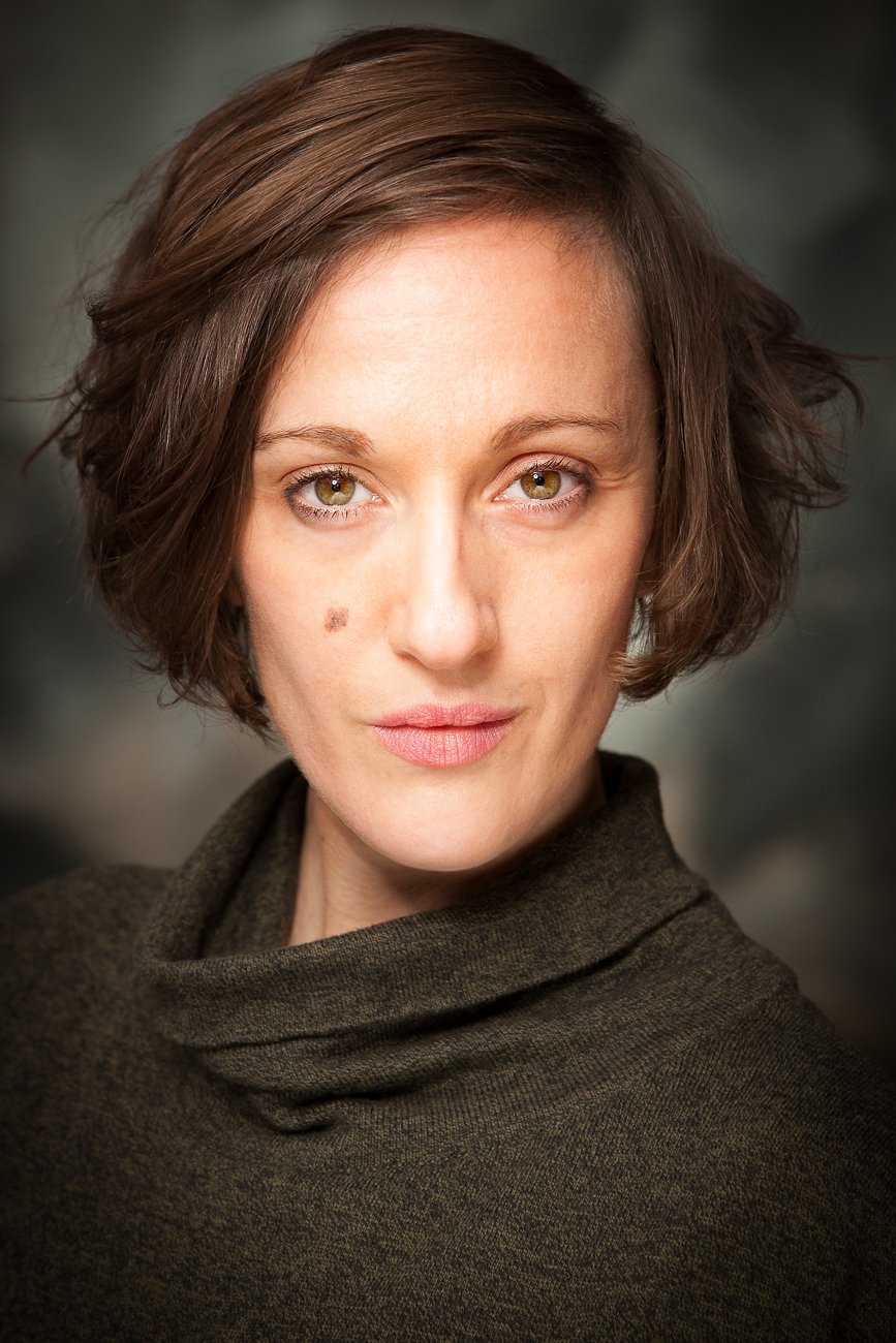 Nadia Albina - Ruth Gonzalez