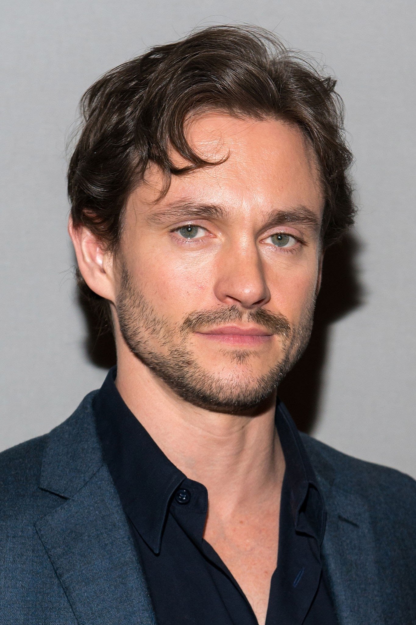 Hugh Dancy - SFC Kurt 'Doc' Schmid