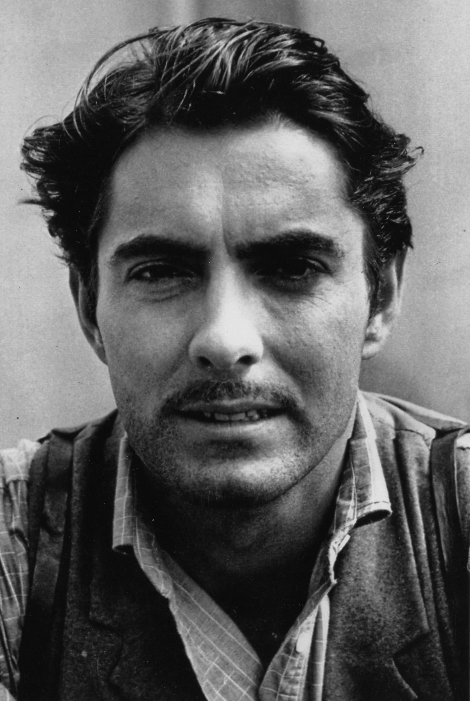 Tyrone Power - Leonard Vole