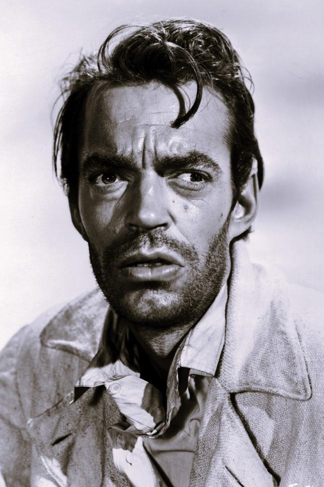 Jack Elam - Charlie - Drunk in Jail (uncredited)