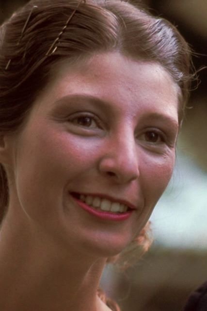 Tere Livrano - Theresa Hagen