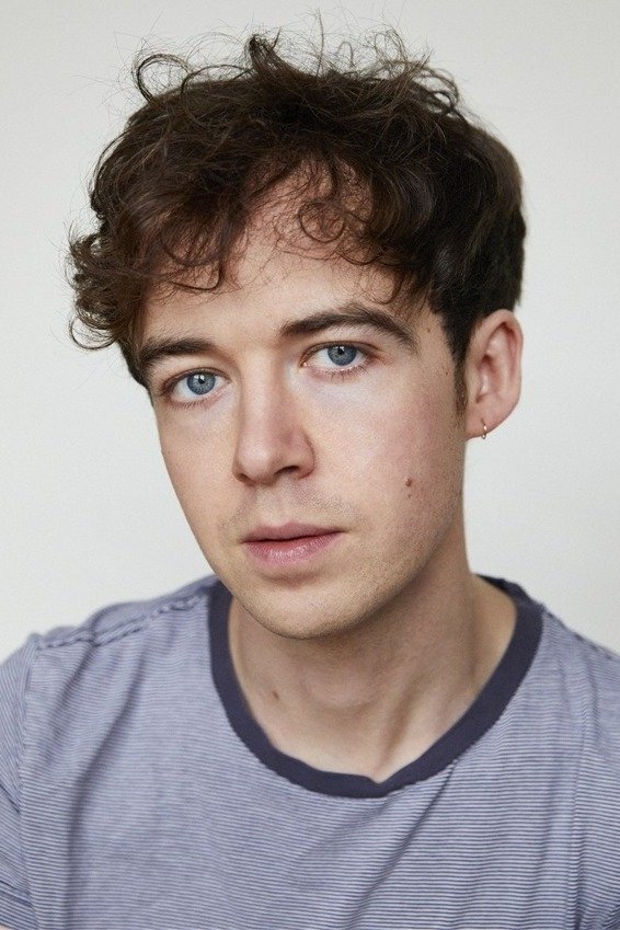 Alex Lawther - Morisot