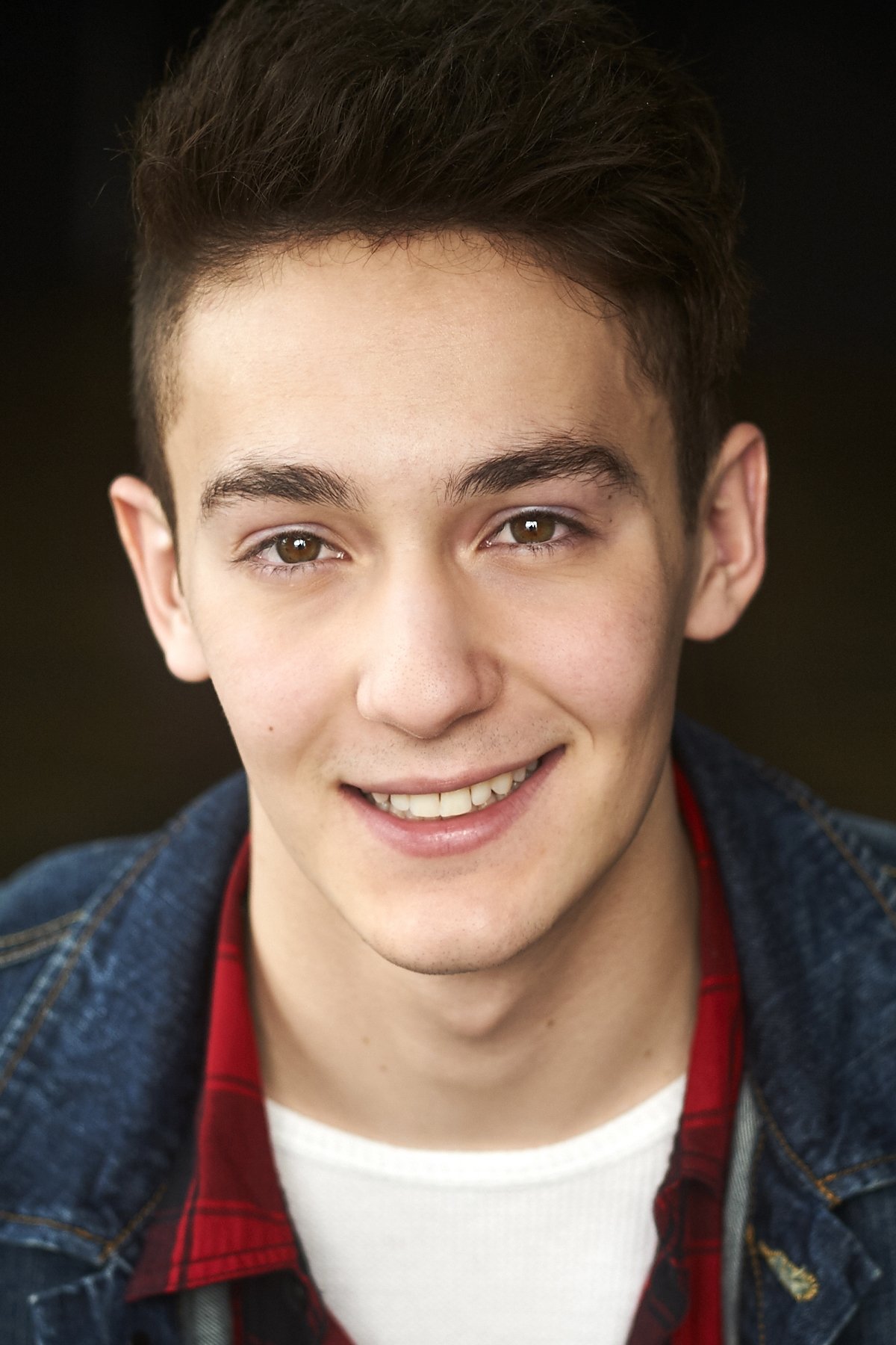 Mikaël Conde - Kyle Buchanan