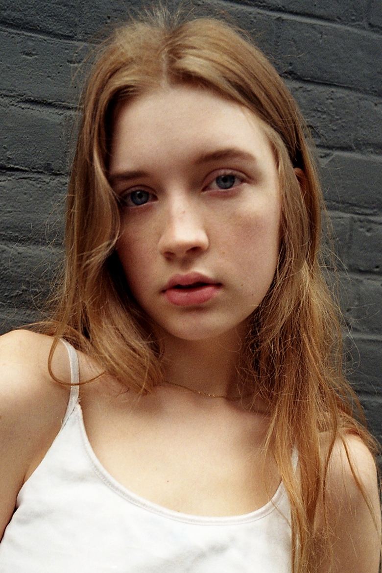 Lola Daehler - Watch Suggestor