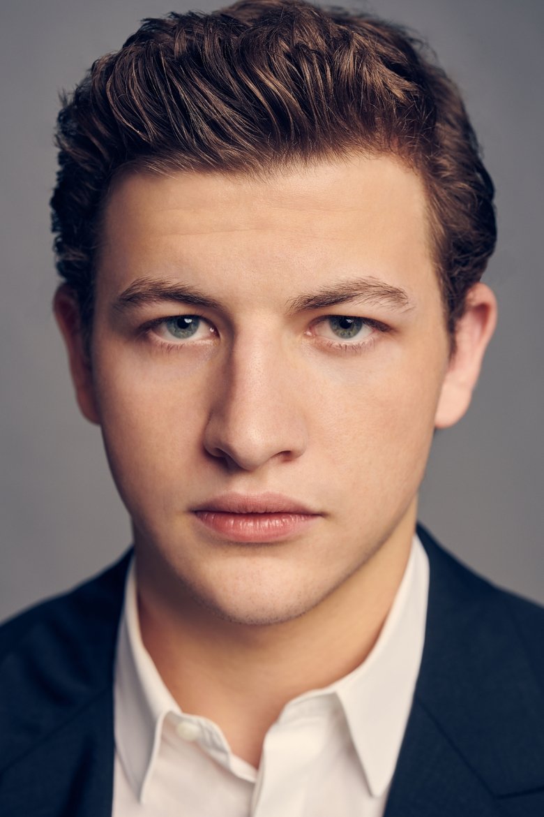 Tye Sheridan - Watch Suggestor