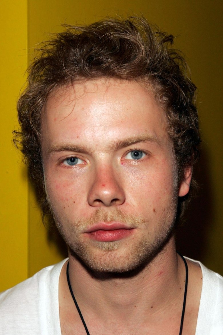 Brendan Fletcher - Watch Suggestor