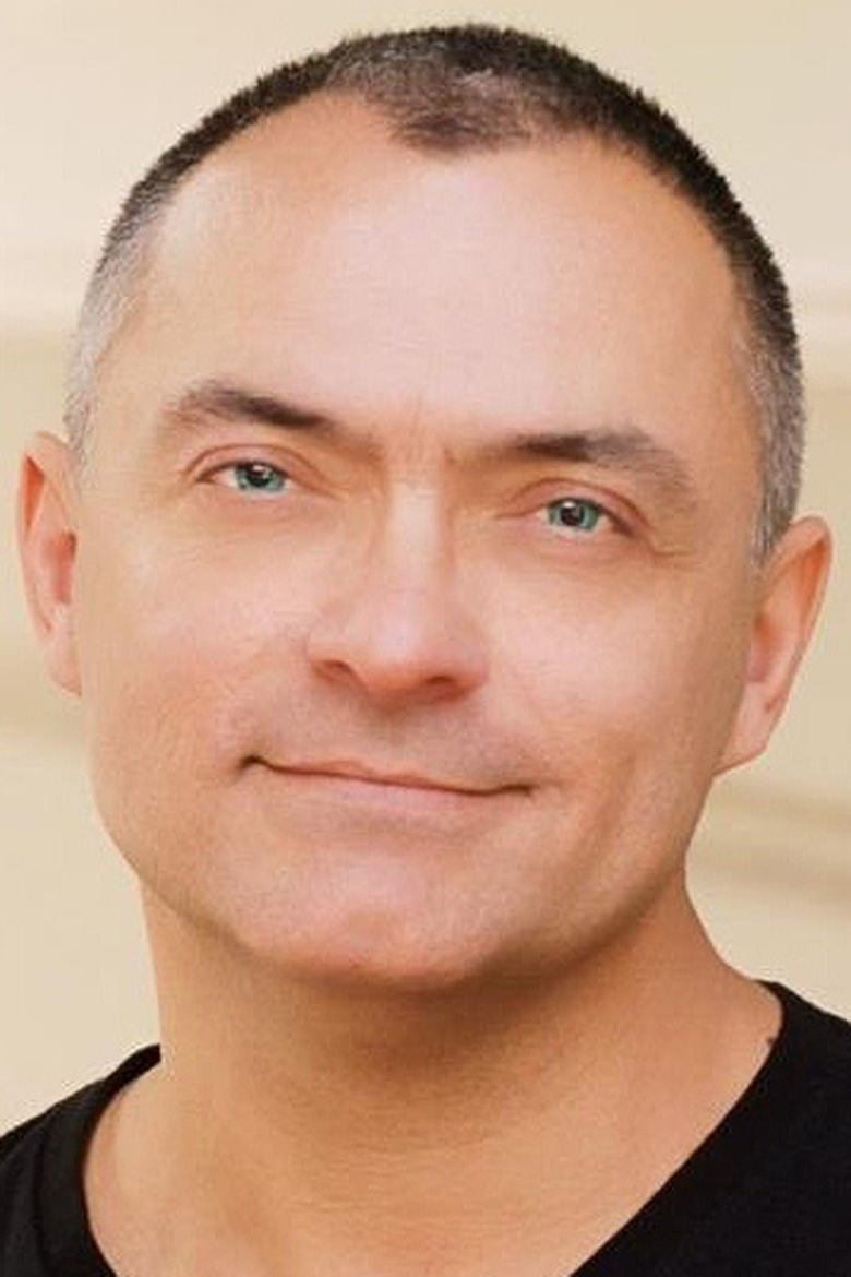Jorge R. Hernandez - Watch Suggestor