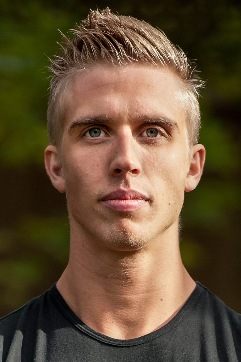 Justin Howell - Watch Suggestor