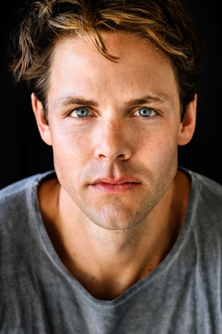 Lachlan Buchanan - Watch Suggestor