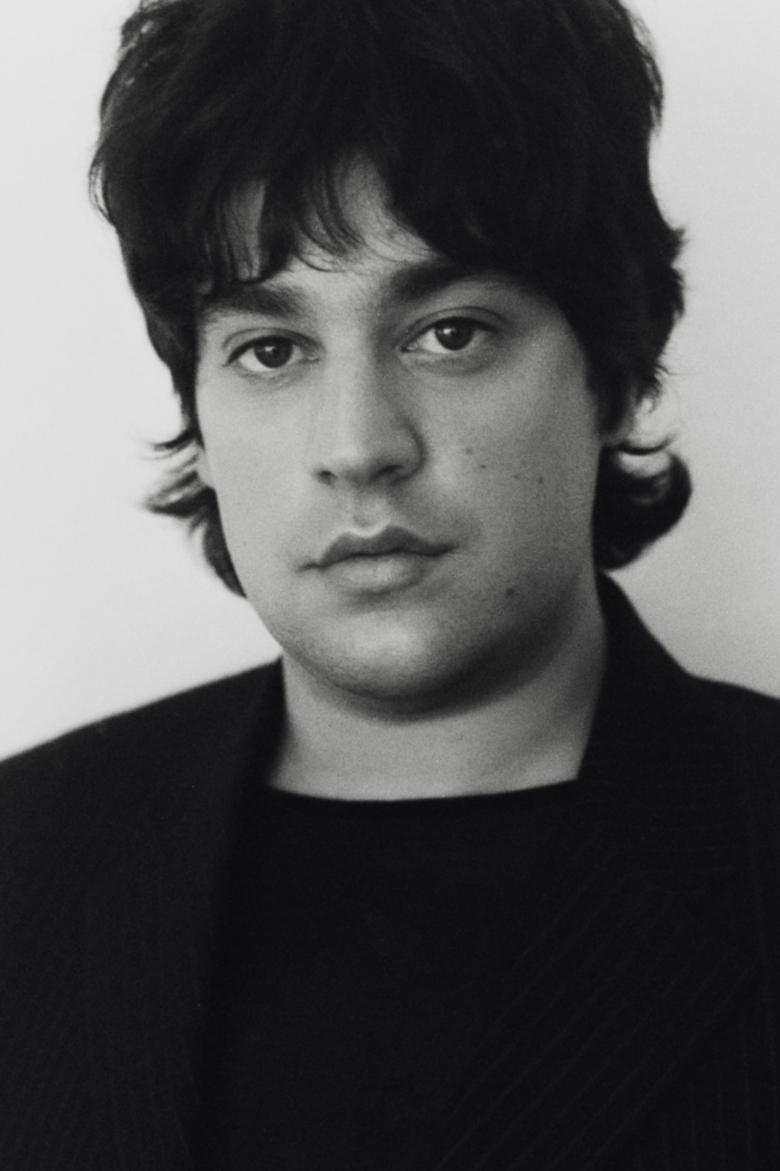 Carlos González - Watch Suggestor