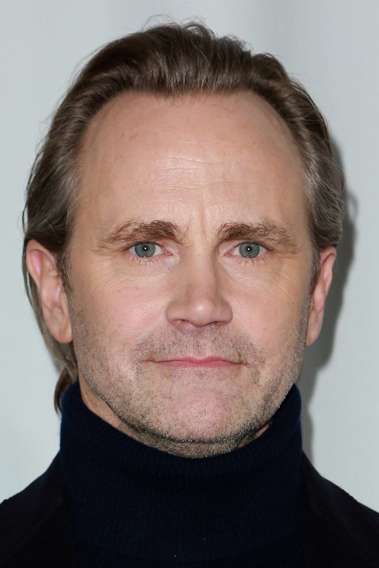 Lee Tergesen - Watch Suggestor