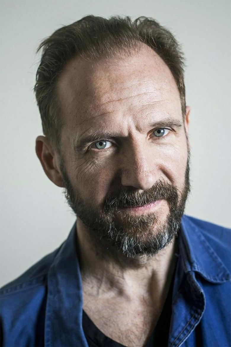 Ralph Fiennes - Watch Suggestor