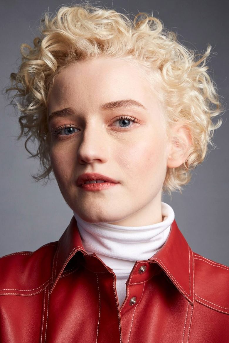 Julia Garner - Watch Suggestor