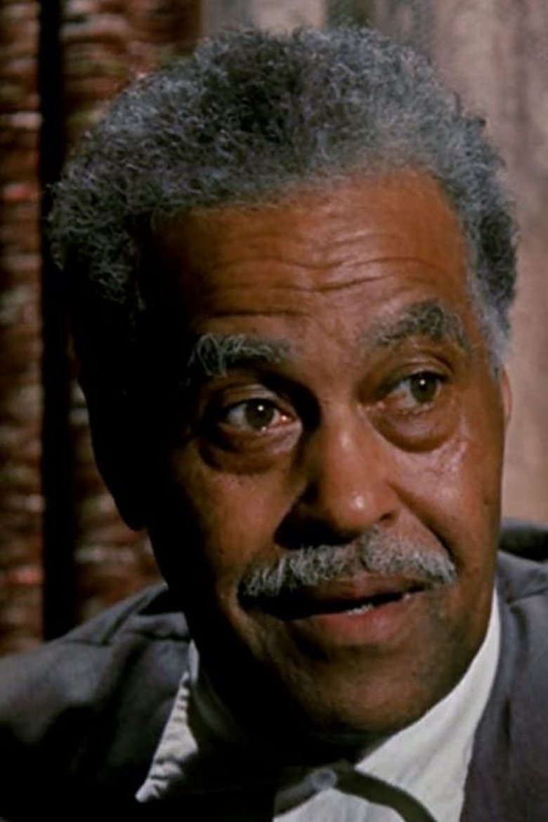 Robert Earl Jones - Watch Suggestor