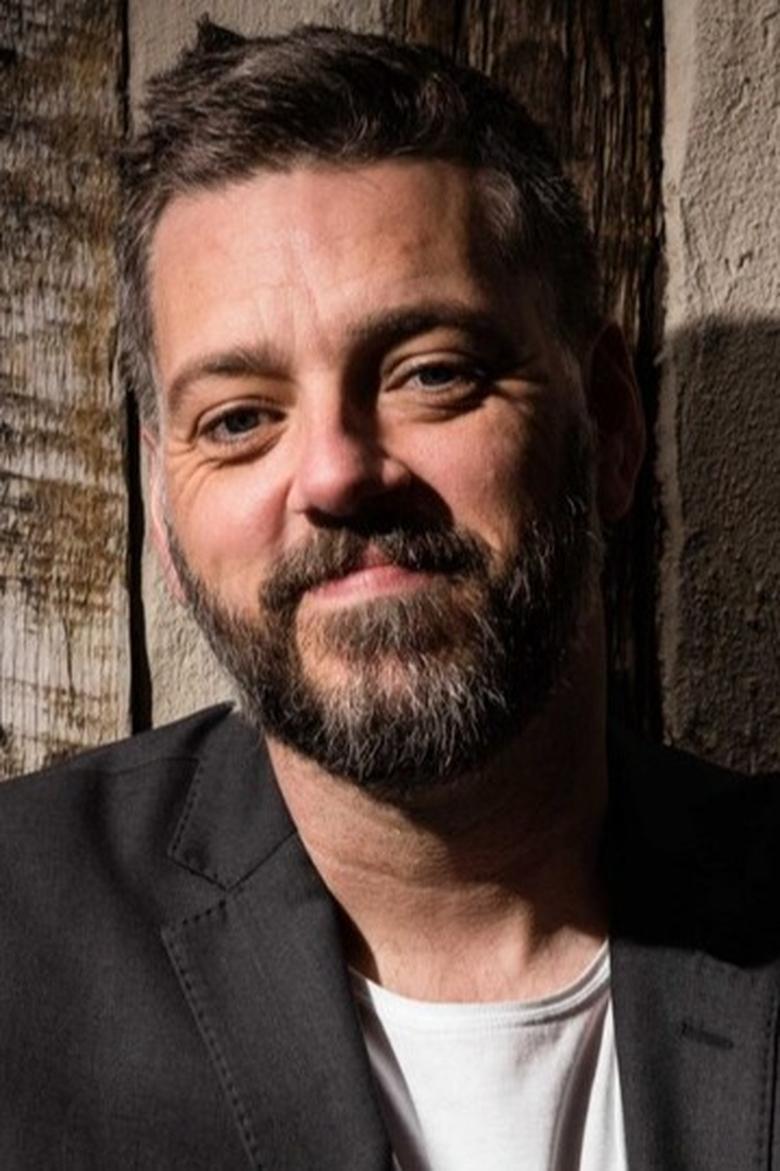 Iain Lee - Watch Suggestor